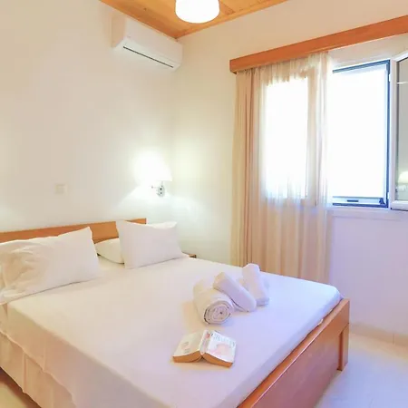 Isabella Paxos Holidays Holiday home Magazia
